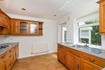 Crowborough Drive, Goring-By-Sea, Image 6