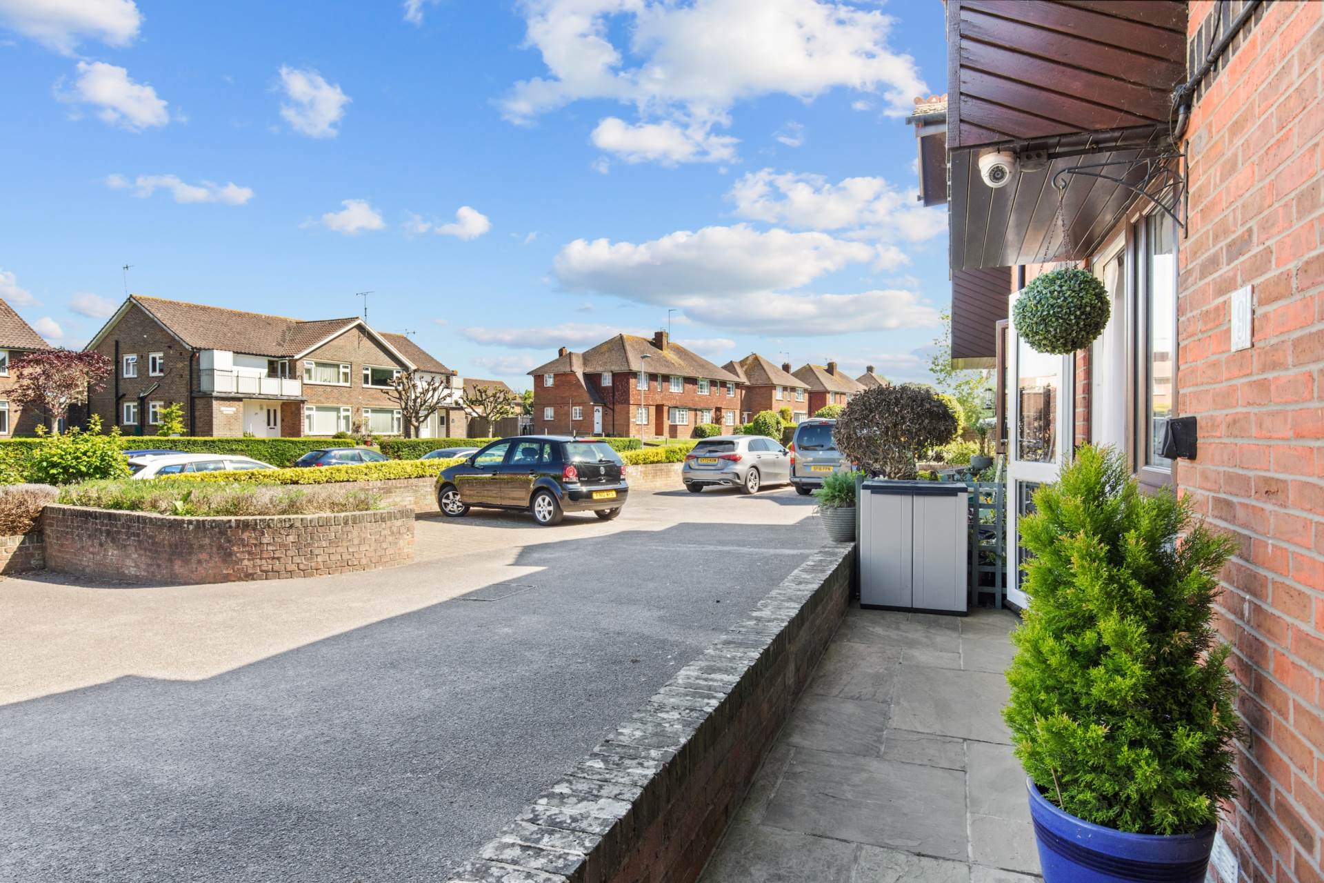 Oakland Court, Goring Street, Image 13