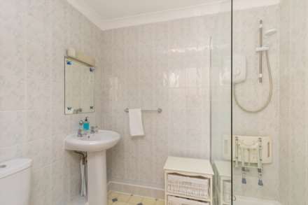 Oakland Court, Goring Street, Image 4
