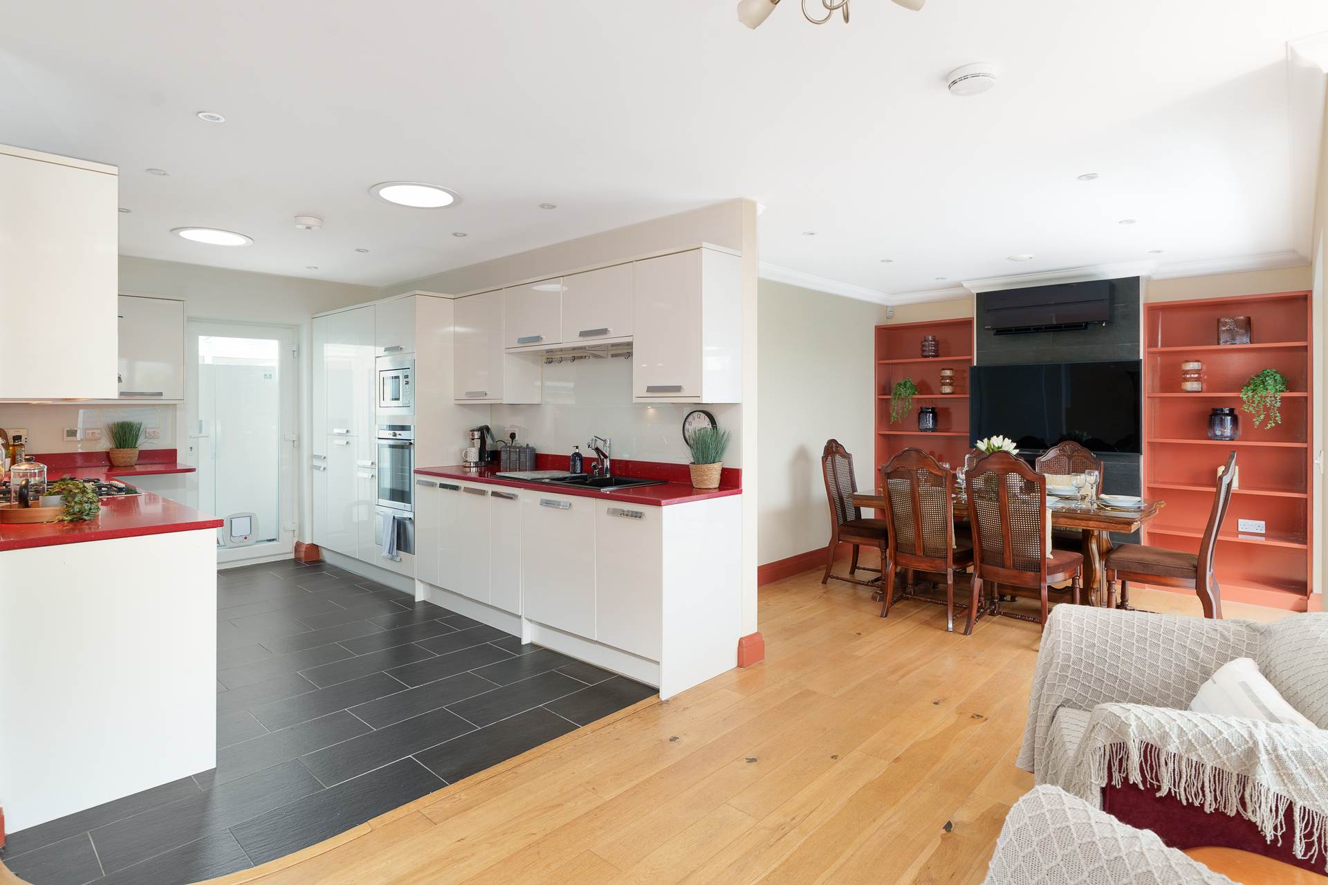 Alinora Crescent, Goring-By-Sea, Image 19