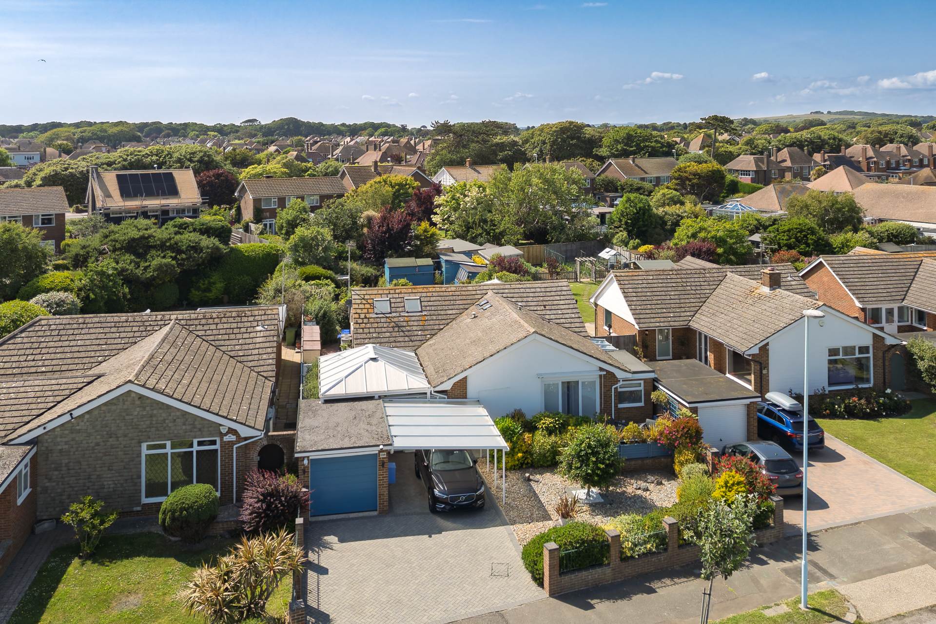 Alinora Crescent, Goring-By-Sea, Image 2