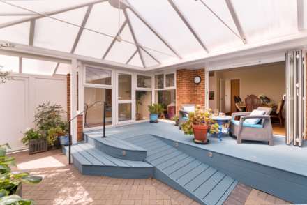Alinora Crescent, Goring-By-Sea, Image 23