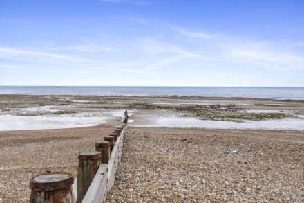 Ocean Drive, Ferring, Image 5