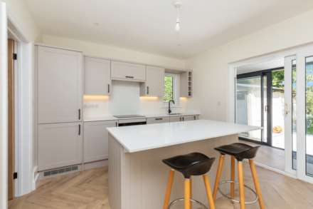 Bruce Avenue, Worthing, Image 10