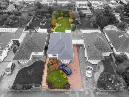 Wadhurst Drive, Goring-By-Sea, Image 15