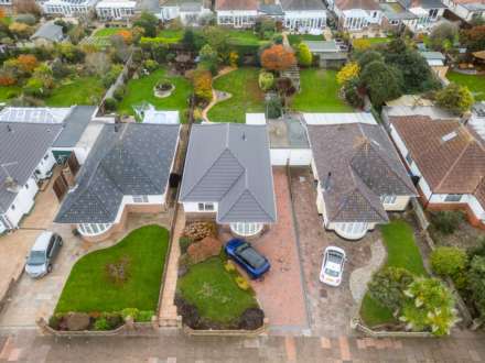 Wadhurst Drive, Goring-By-Sea, Image 17