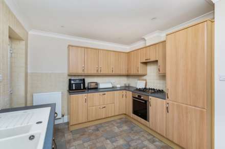 Wadhurst Drive, Goring-By-Sea, Image 7