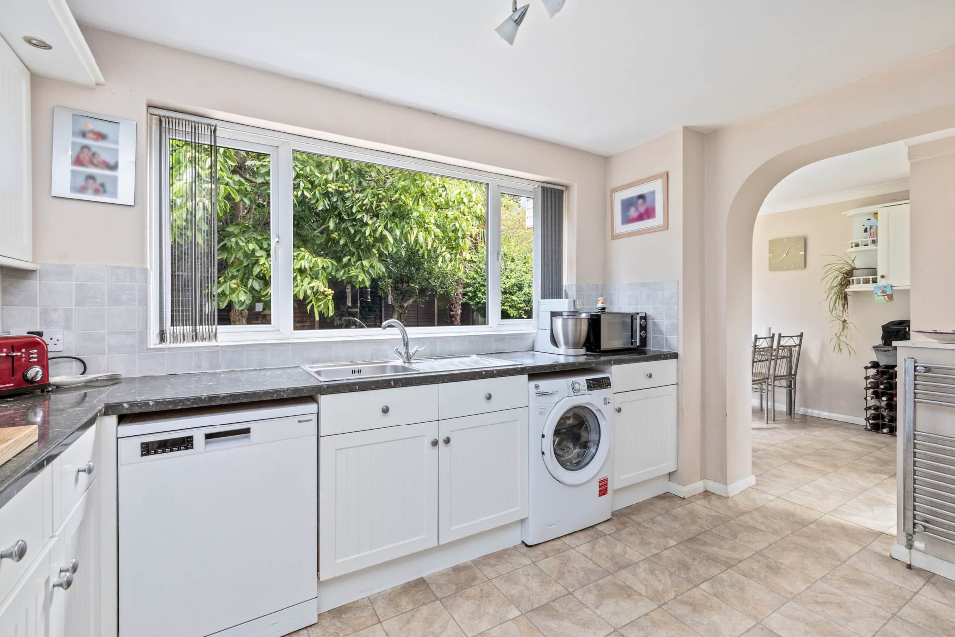 Cumberland Avenue, Goring-By-Sea, Image 14
