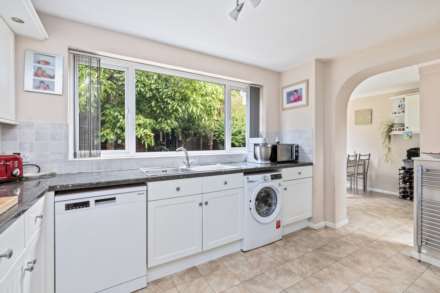 Cumberland Avenue, Goring-By-Sea, Image 14