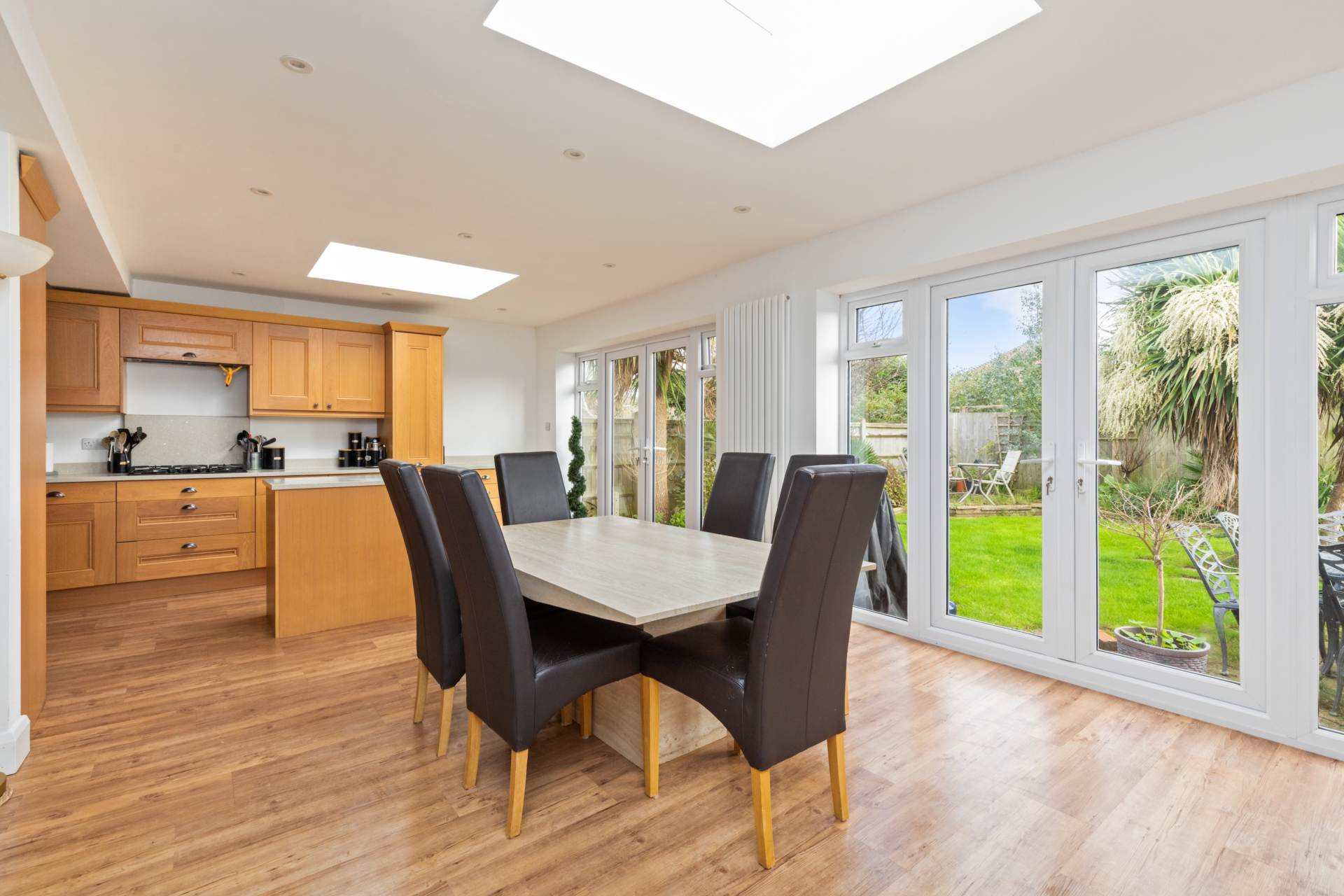 Walpole Avenue, Goring-By-Sea, Image 4