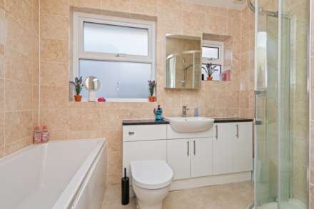 Walpole Avenue, Goring-By-Sea, Image 11