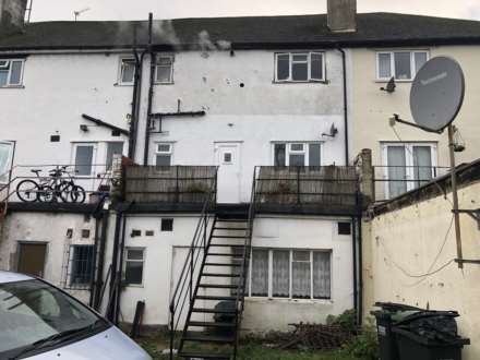 Coulsdon Road, Old Coulsdon, Image 8