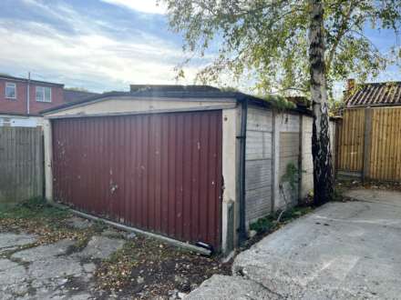 Garage, Sandown Road, Coulsdon