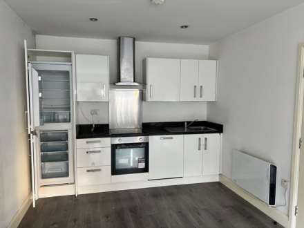 Property For Rent Raleigh Gardens, Mitcham