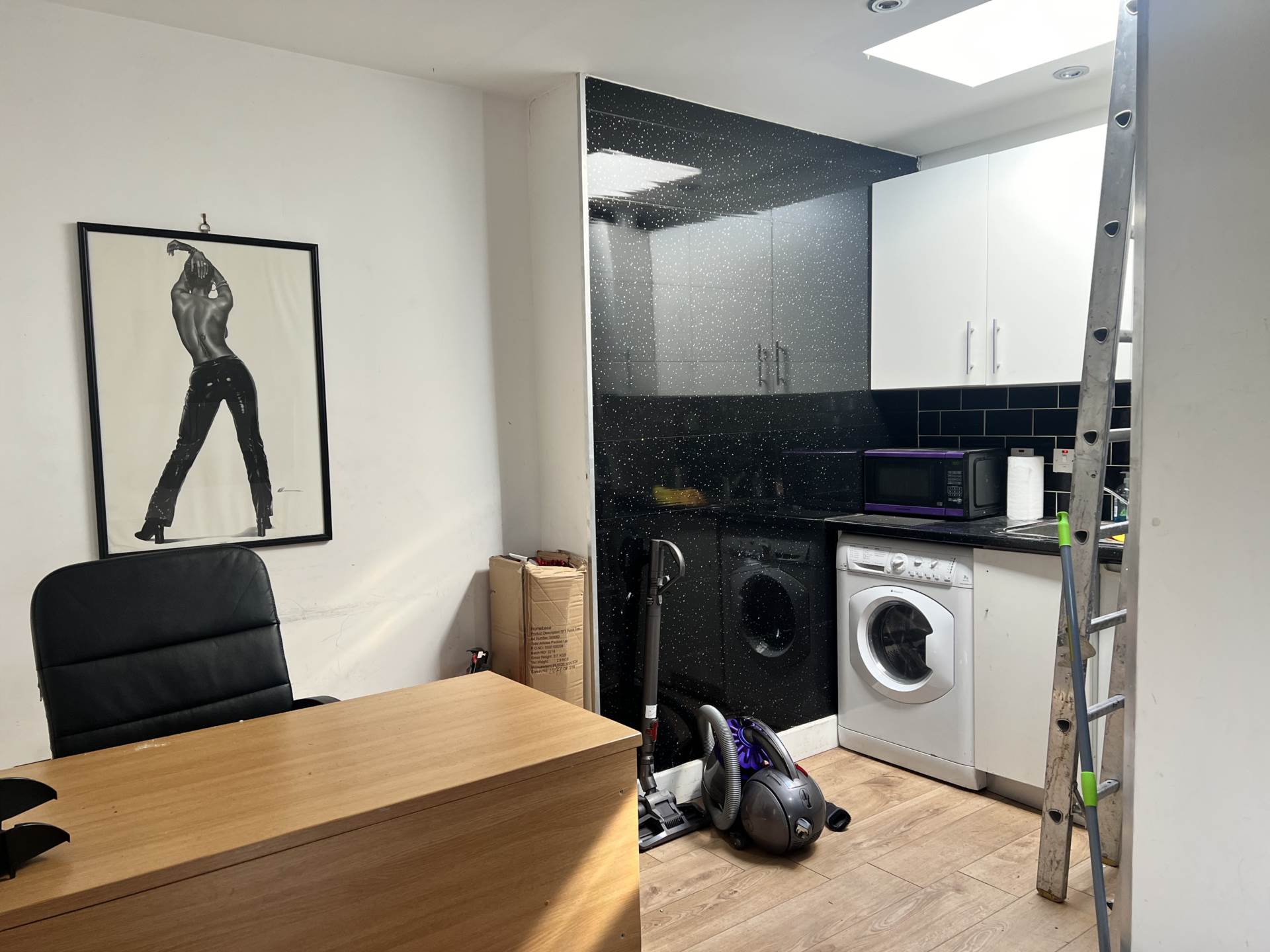 Whitehorse Road, Croydon, Image 8