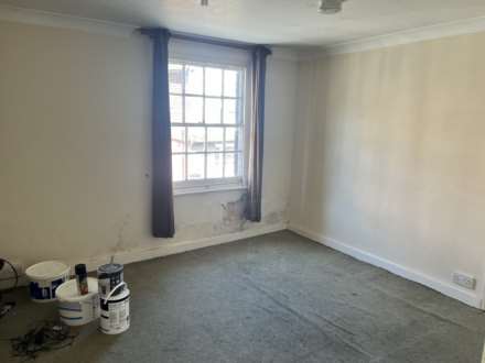 High Street, Edenbridge, Image 4