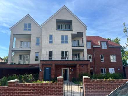 1 Bedroom Apartment, Russell Hill, Purley