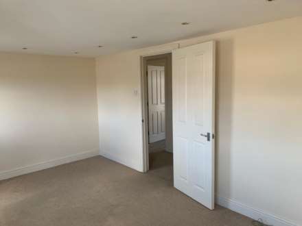 Crown Street, Brentwood, Image 7
