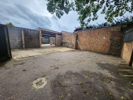 Whitehorse Road, Croydon, Image 4