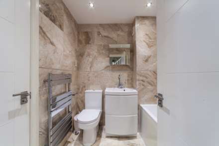 Moberly Way, Kenley, Image 3