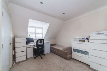 Moberly Way, Kenley, Image 5
