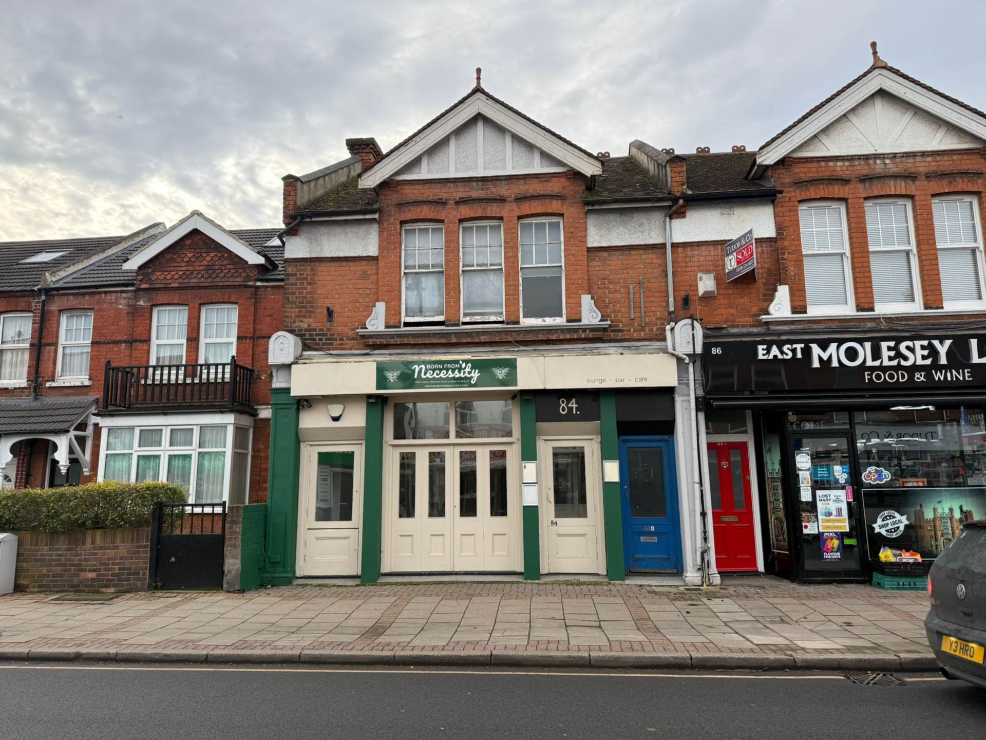 84 Walton Road, East Molesey, Image 1