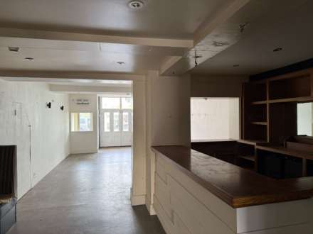 84 Walton Road, East Molesey, Image 3