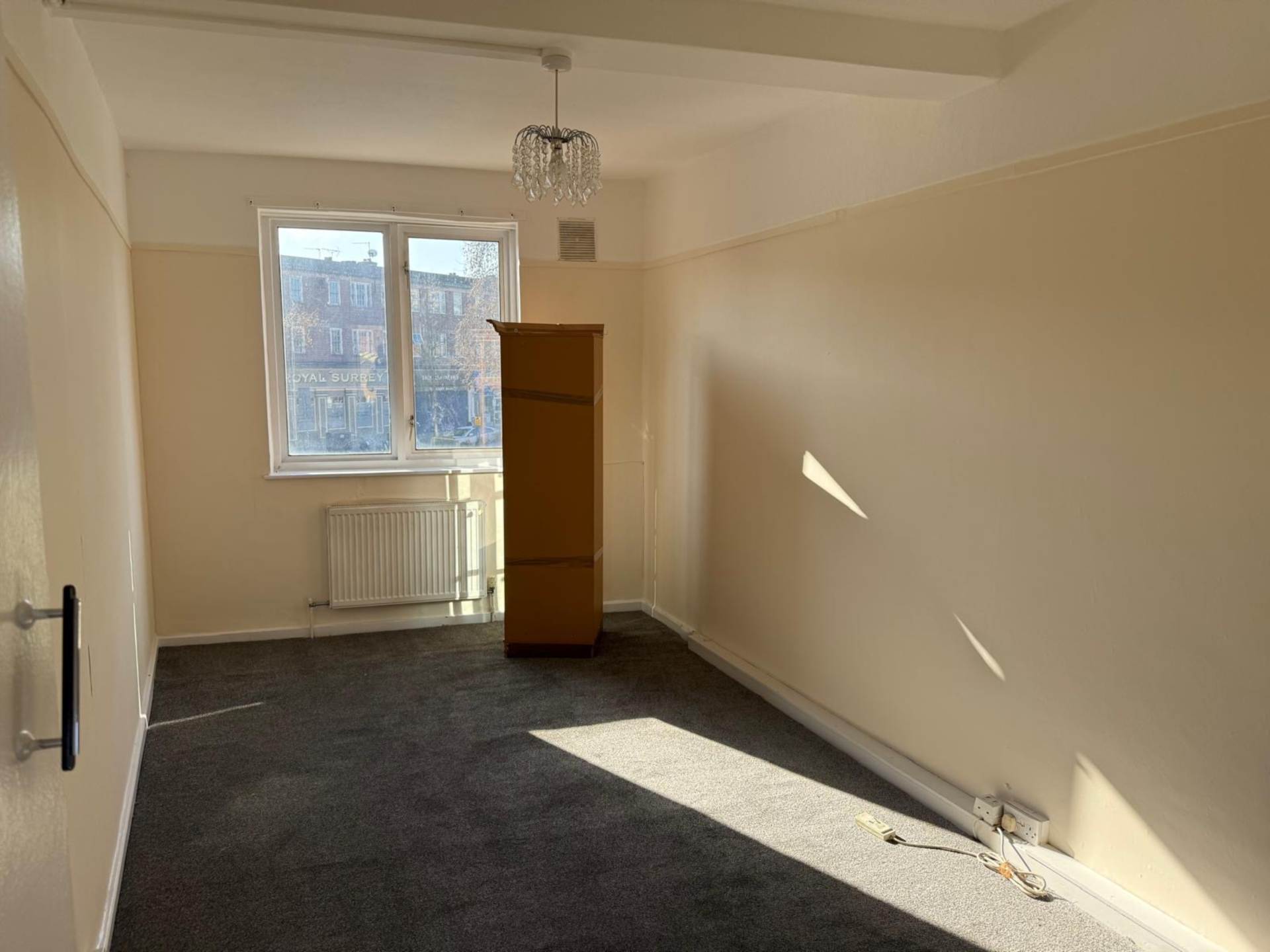 London Road, Morden, Image 2