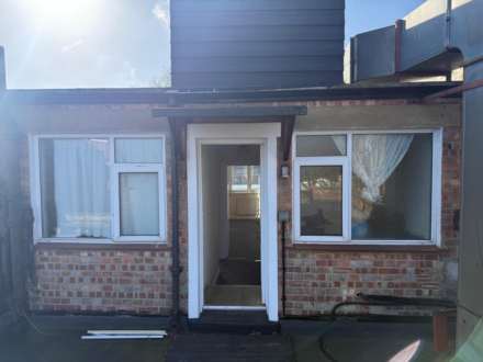 1 Bedroom Flat, London Road, Morden