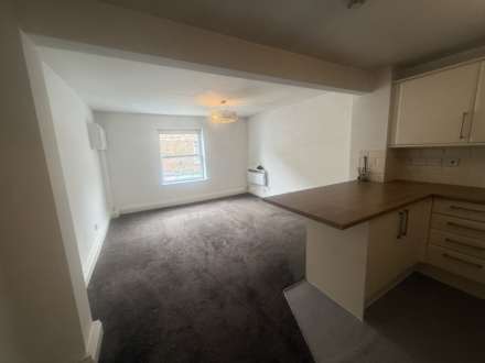 Crown Street, Brentwood, Image 3
