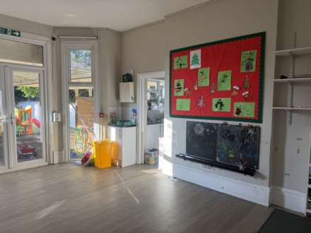 Bromley Road, Catford, London, Image 12