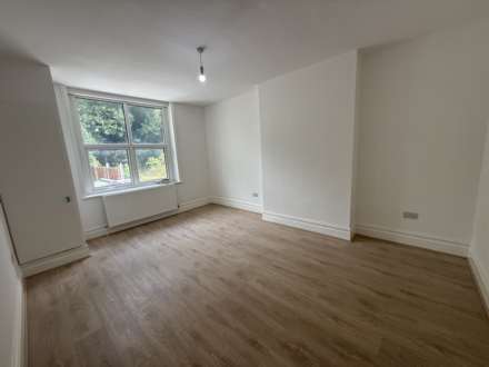 Godstone Road, Purley, Image 5