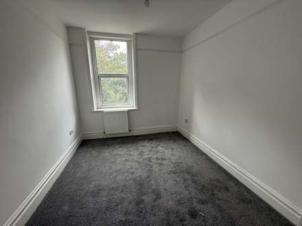 Godstone Road, Purley, Image 8