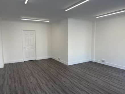 Godstone Road, Whyteleafe, Image 4