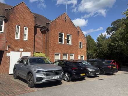 Guildford Street, Chertsey, Image 14