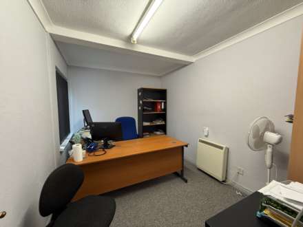 Westway Gardens, Croydon, Image 5