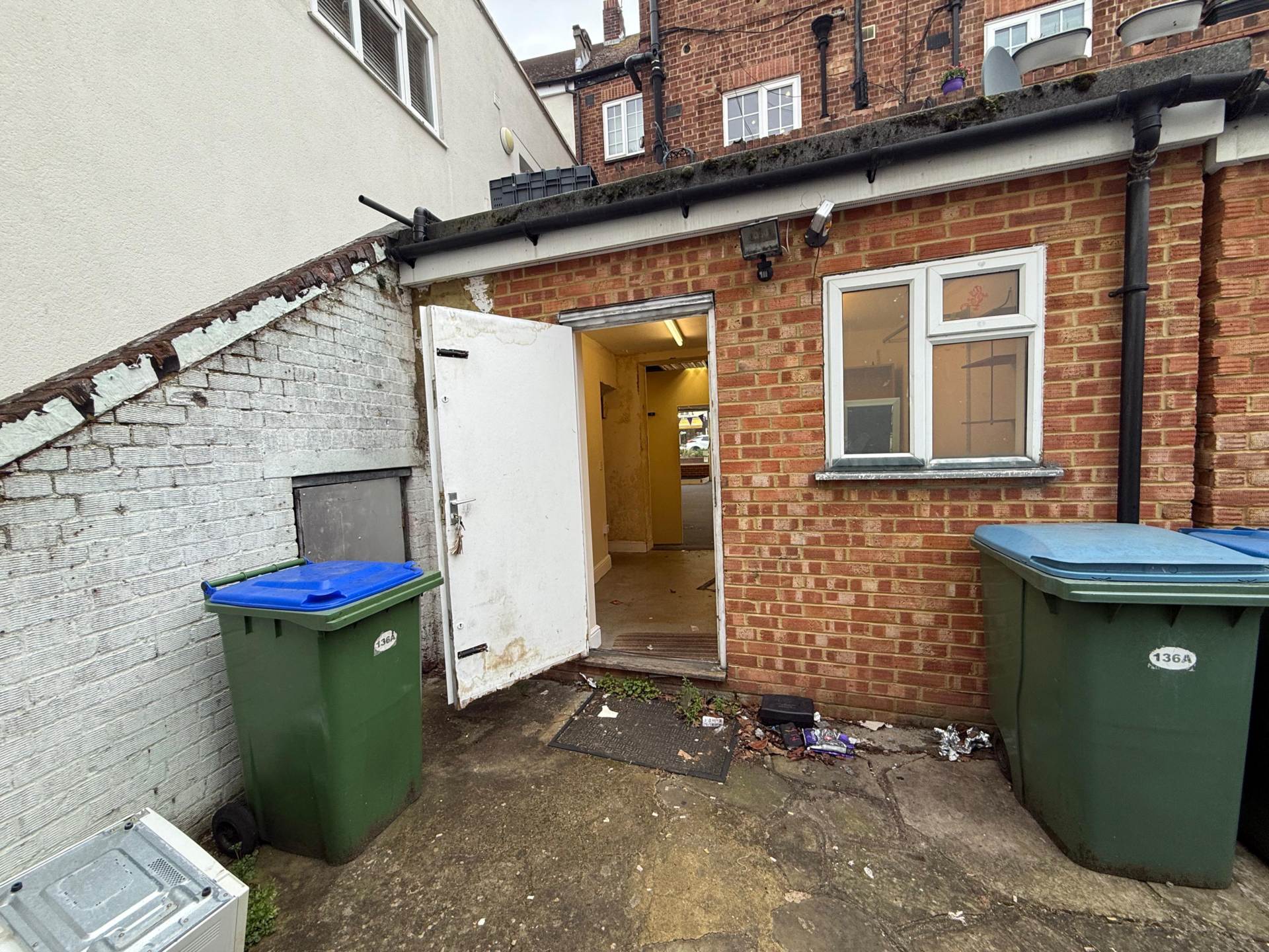 Walton Road, East Molesey, Image 11