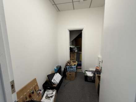 Portland Road, London, Image 4