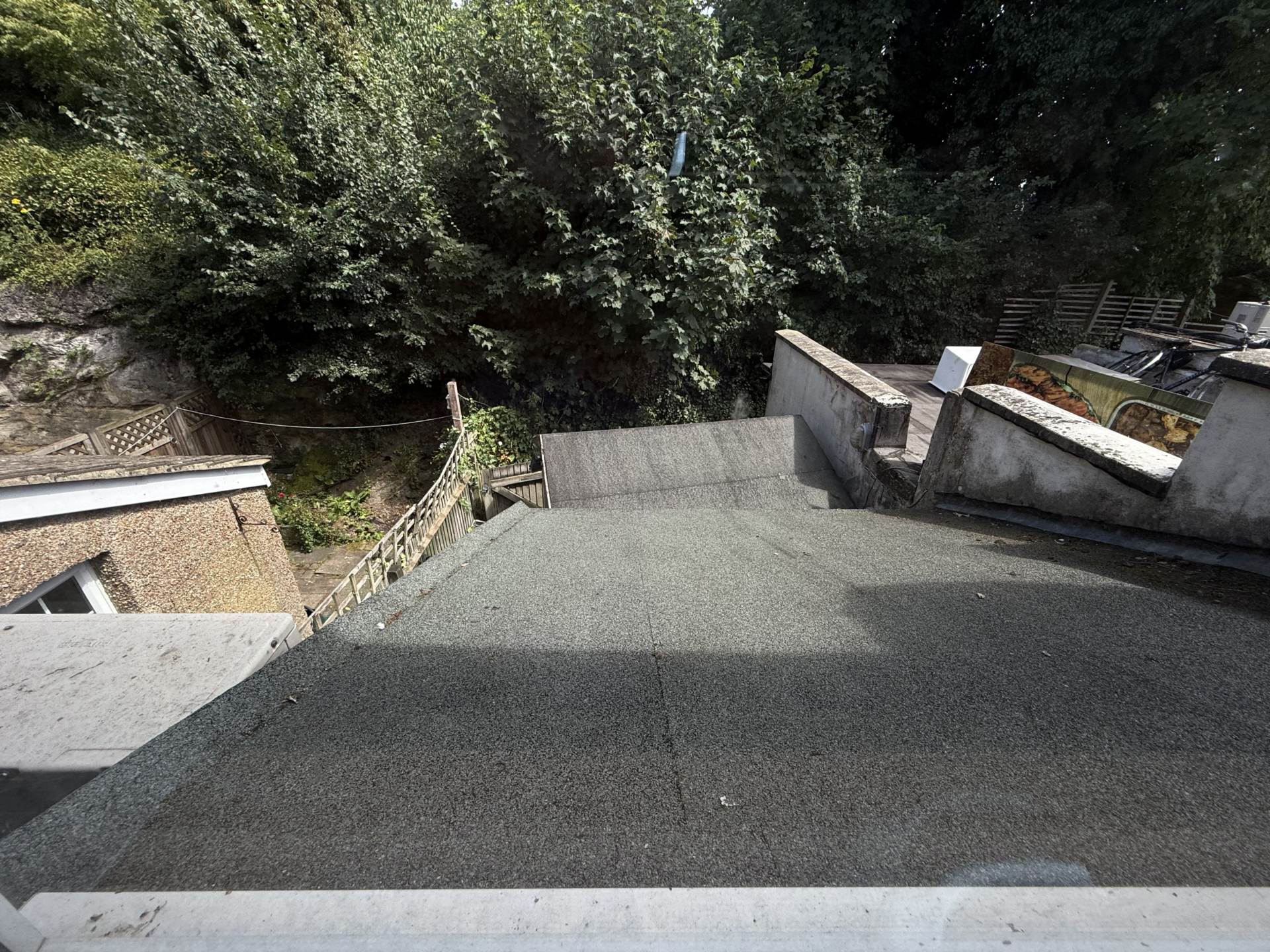 London Road, Reigate, Image 11