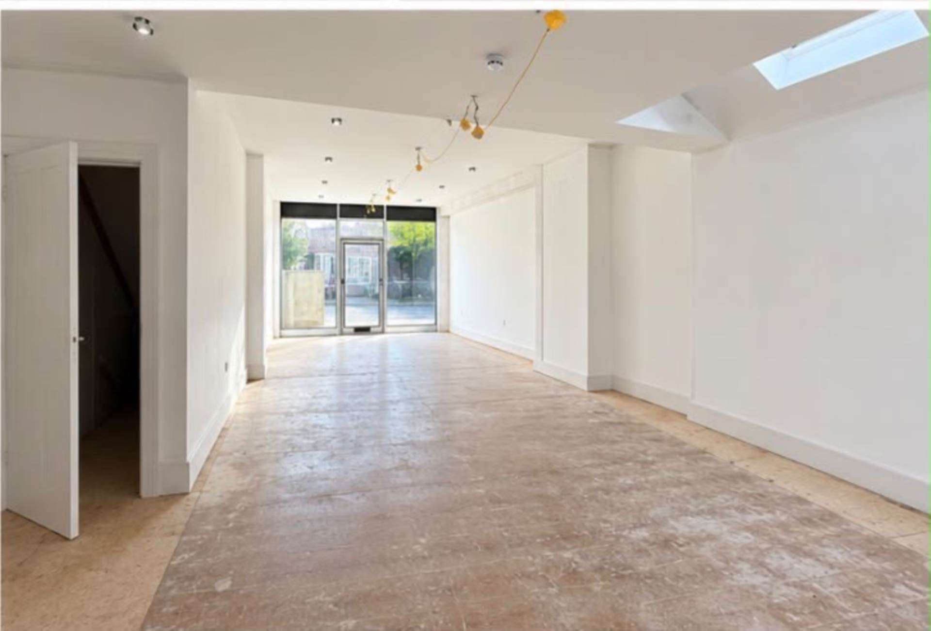 Lower Addiscombe Road, Shirley, Image 3