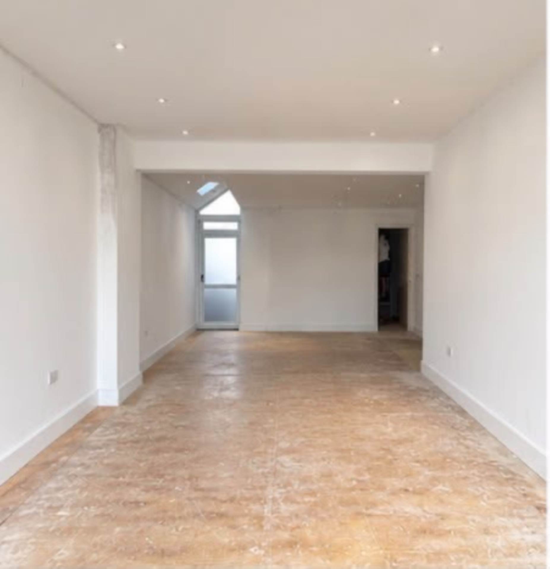 Lower Addiscombe Road, Shirley, Image 4