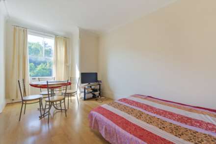 1 Bedroom Apartment, Oakhill Road, Putney