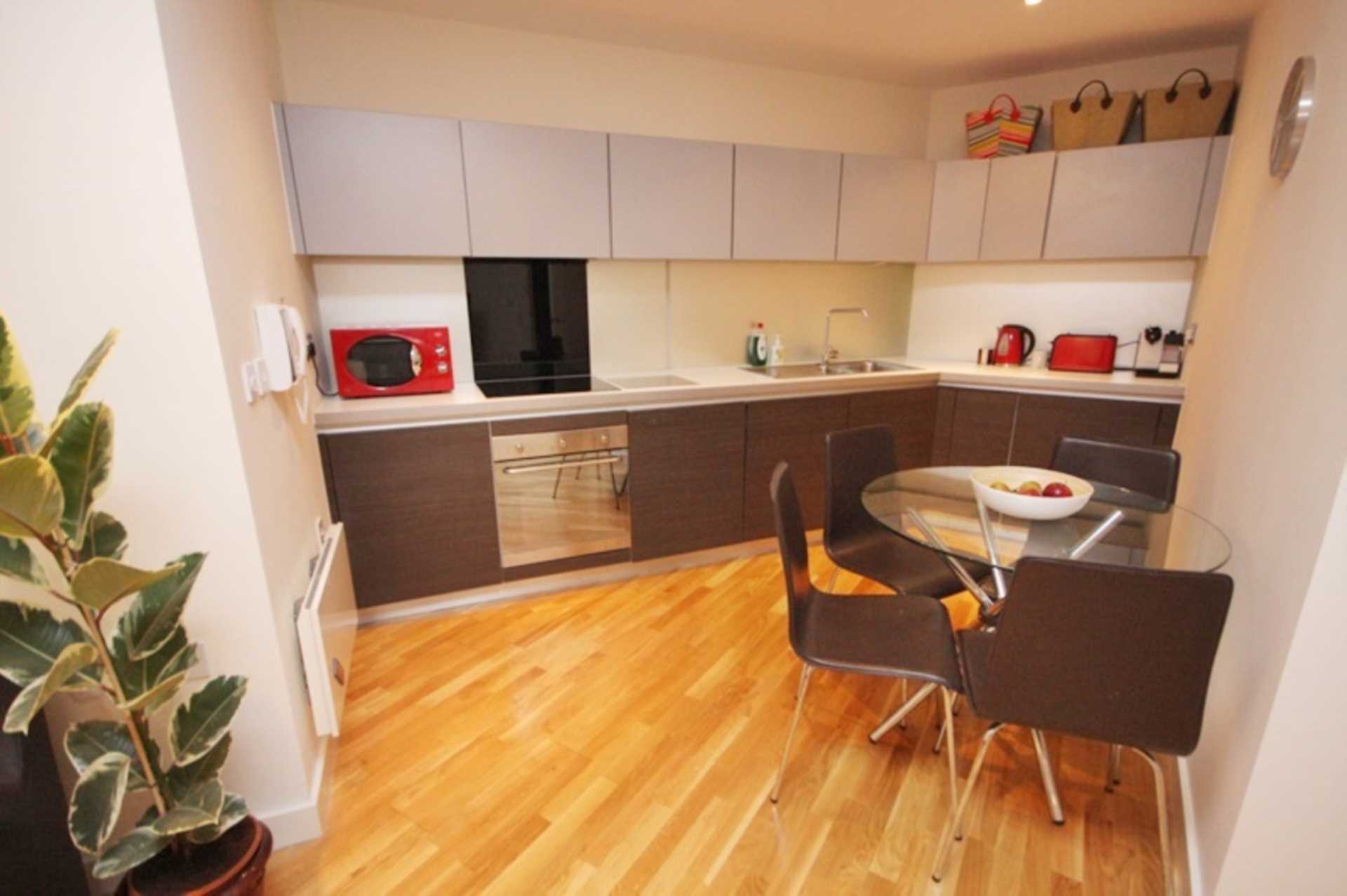 Piccadilly Place, Manchester, Image 2