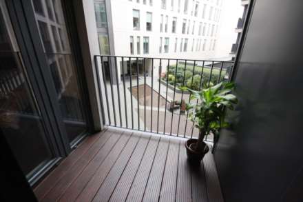 Piccadilly Place, Manchester, Image 7
