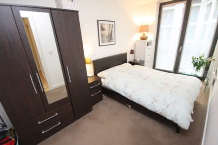 Piccadilly Place, Manchester, Image 4