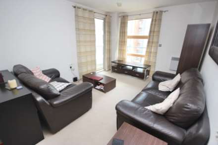 Property For Rent Hornbeam Way, Manchester