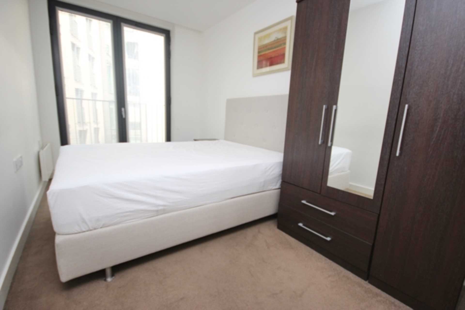 Piccadilly Place, Manchester, Image 4