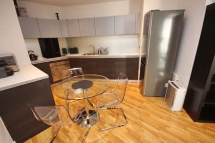 Piccadilly Place, Manchester, Image 2