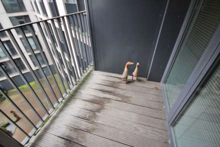 Piccadilly Place, Manchester, Image 20