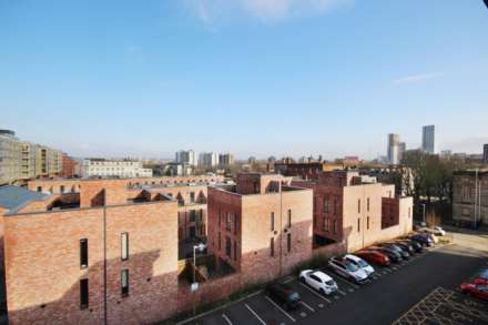 3 Bedroom Apartment, Wilton Place, Salford